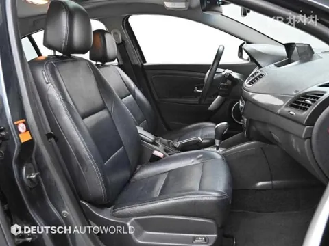 Renault SM3
