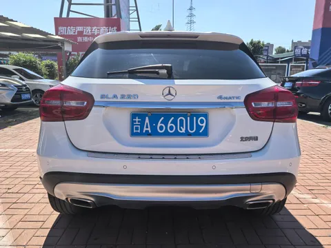 Mercedes-Benz Mercedes-Benz GLA