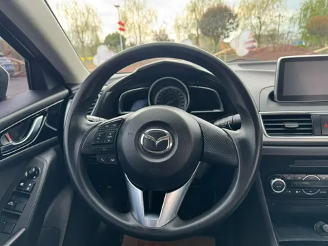 Mazda Mazda 3