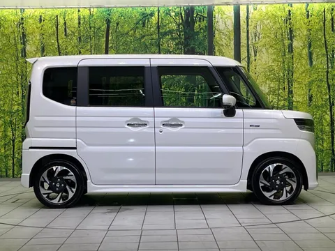 Suzuki Spacia Custom