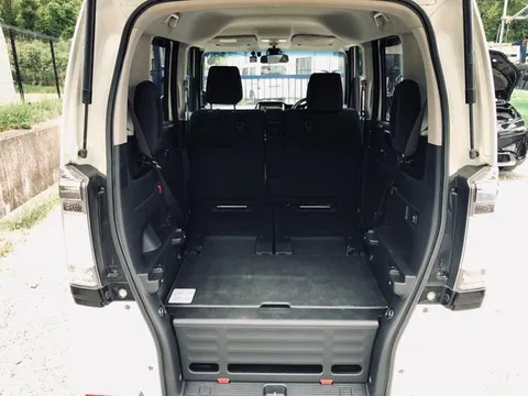 Honda N-BOX Plus Custom
