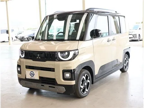 Mitsubishi Delica Mini