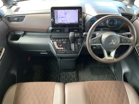 Mitsubishi eK X Space