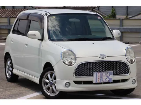 Daihatsu Mira Gino