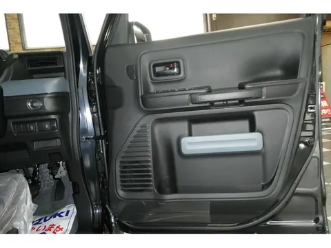 Suzuki Spacia Base
