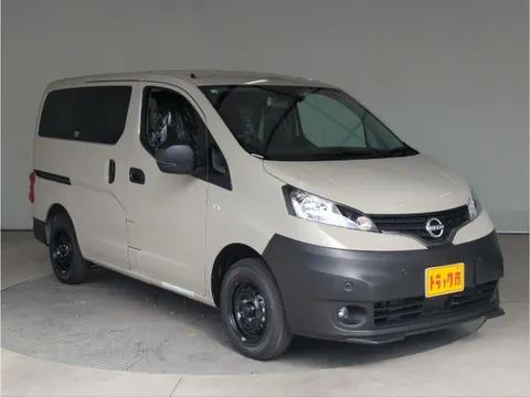 Nissan Vanette