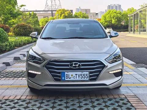 Hyundai Mistra