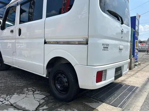 Nissan Clipper