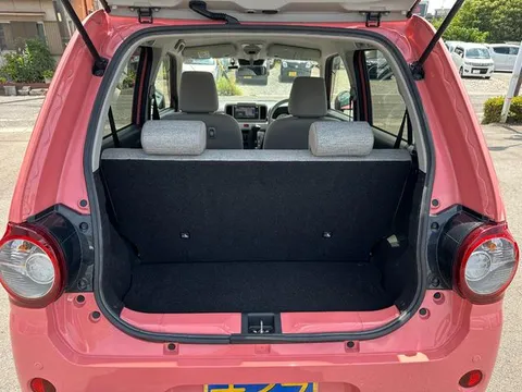 Daihatsu Mira Tocot