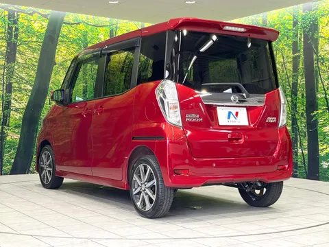 Nissan Dayz Roox