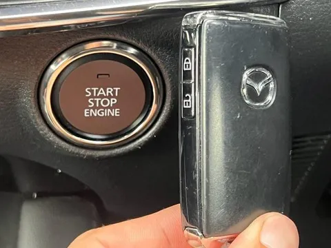 Mazda MAZDA3 Fastback