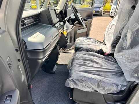 Suzuki Spacia Base