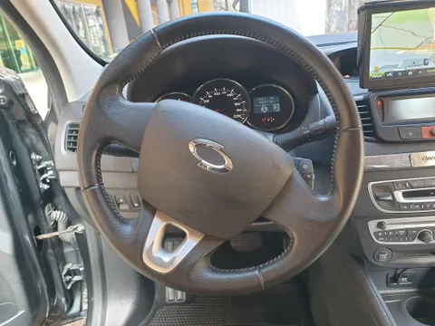 Renault SM3