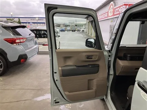Honda N-BOX Joy