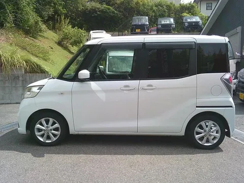 Nissan Dayz Roox