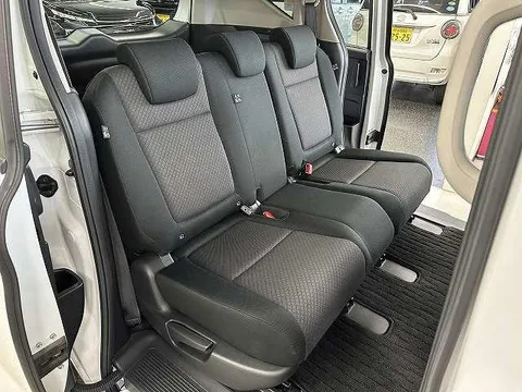 Honda Freed Plus