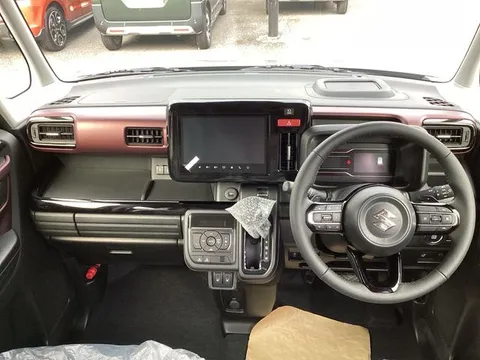 Suzuki Spacia
