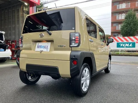 Daihatsu Taft