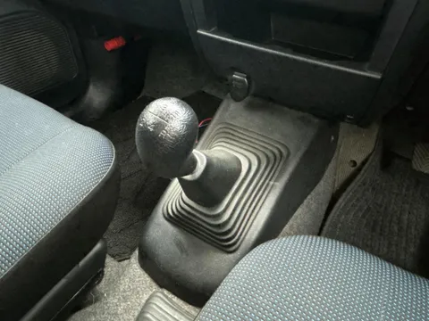 Nissan KIX