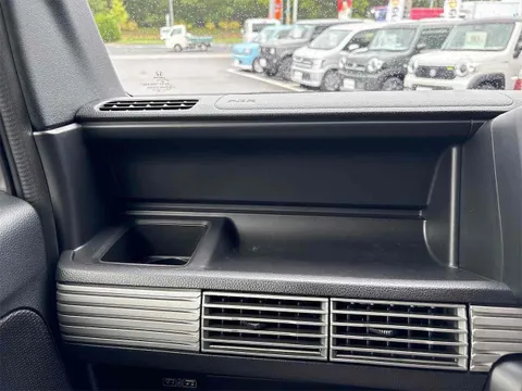 Honda N-VAN Plus Style