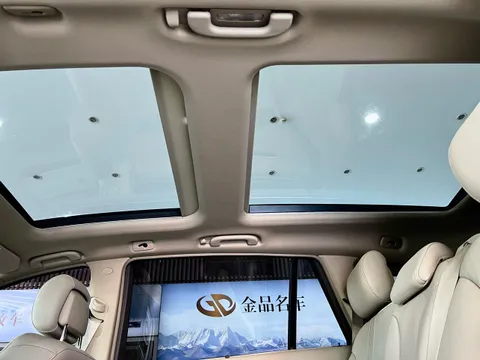 Mercedes-Benz R-Class