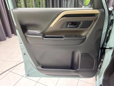 Suzuki Spacia