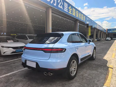 Porsche Macan