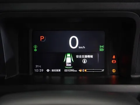 Honda N-BOX Custom