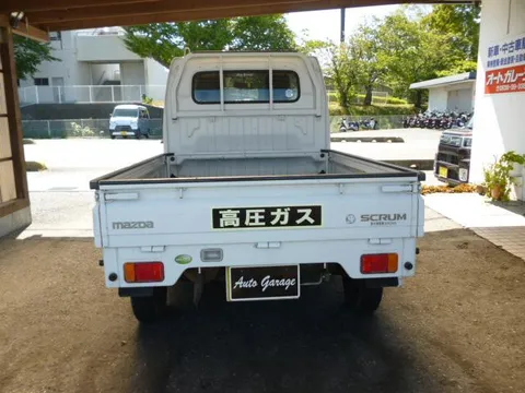 Mazda Scrum Truck