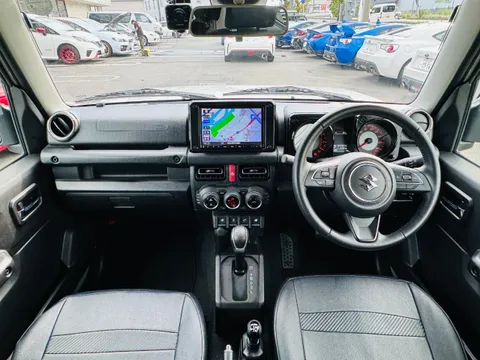 Suzuki Jimny Sierra