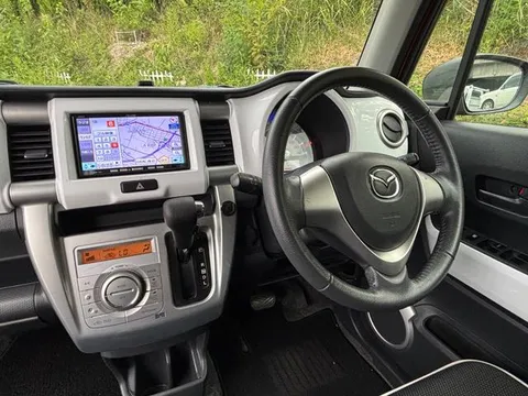 Mazda Flair Crossover