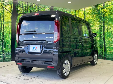 Suzuki Spacia