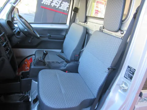 Nissan Clipper Truck