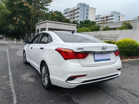 Hyundai Mistra