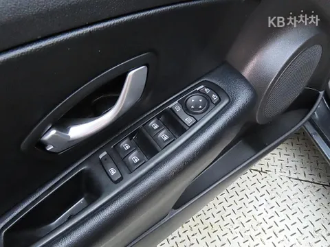 Renault SM3