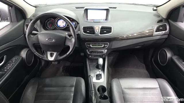 Renault SM3