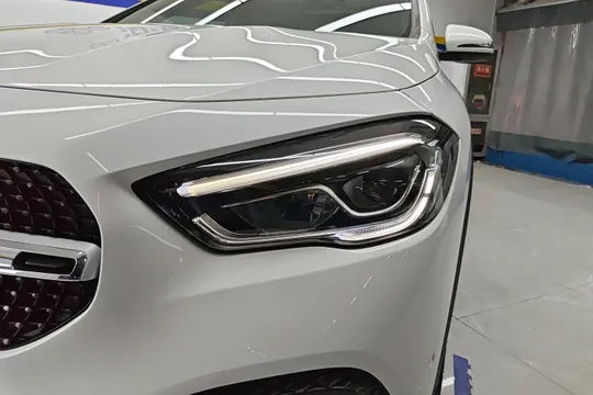 Mercedes-Benz Mercedes-Benz GLA