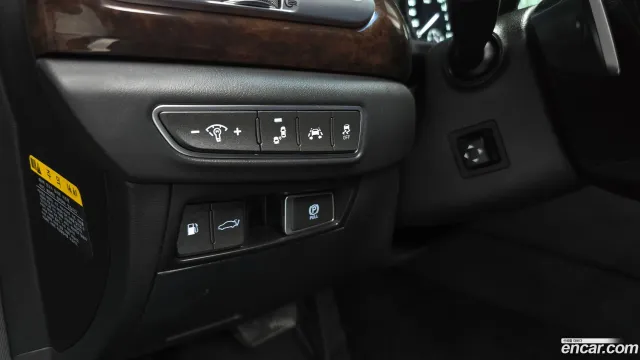 Genesis G90 (EQ900)