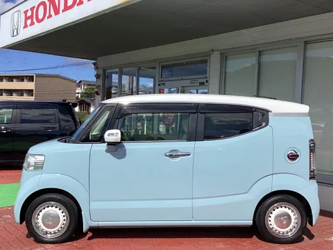 Honda N-BOX Slash