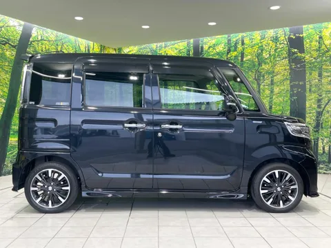 Suzuki Spacia Custom