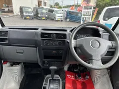 Mitsubishi Minicab Van