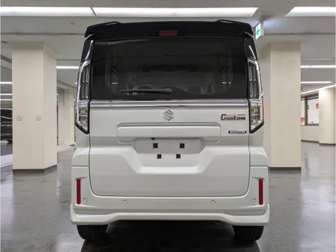 Suzuki Spacia Custom
