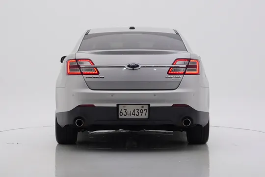 Ford Taurus