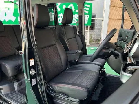 Suzuki Spacia Custom