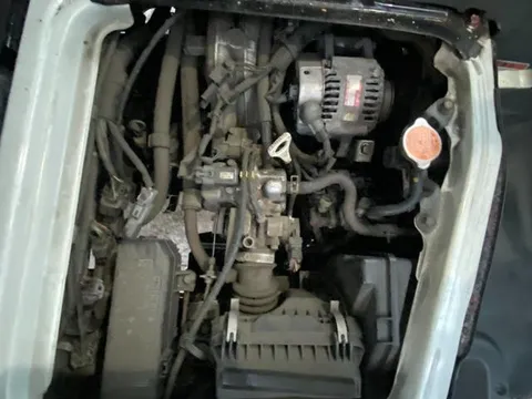 Nissan Clipper Van