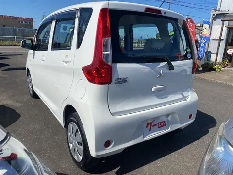 Mitsubishi eK Wagon