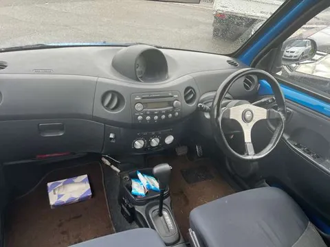 Daihatsu Esse
