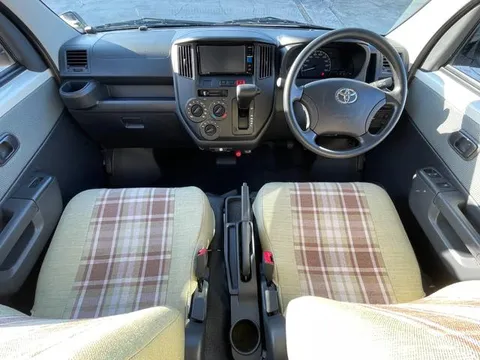 Toyota TownAce Van