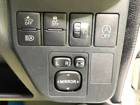 Toyota Pixis Van