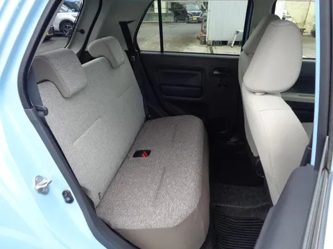 Daihatsu Mira Tocot